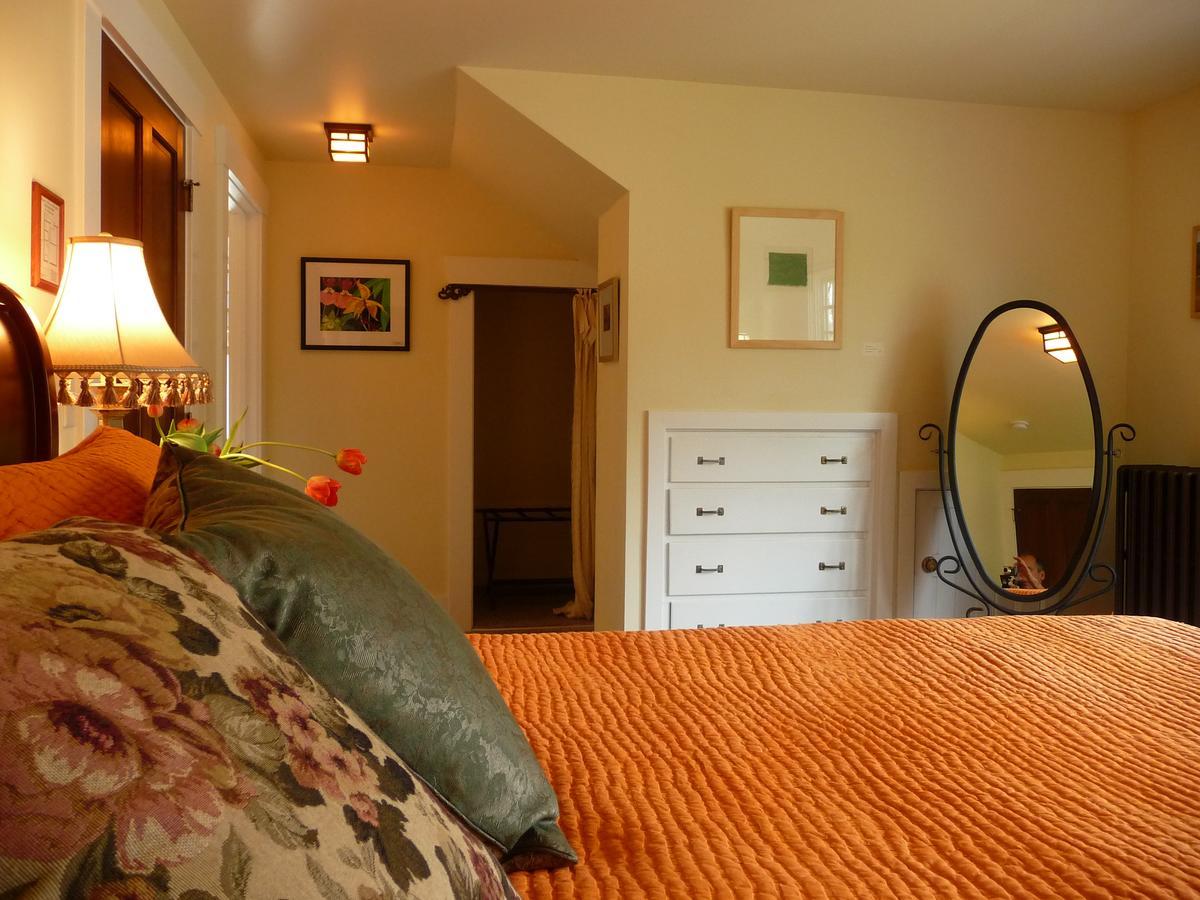 Blossom'S Bed And Breakfast Missoula Exterior photo
