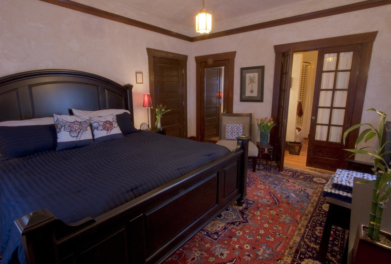 Blossom'S Bed And Breakfast Missoula Exterior photo